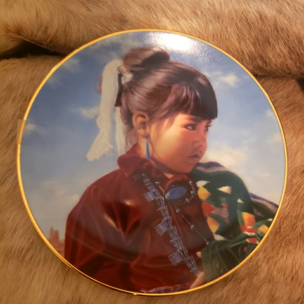 Hamilton collection plate